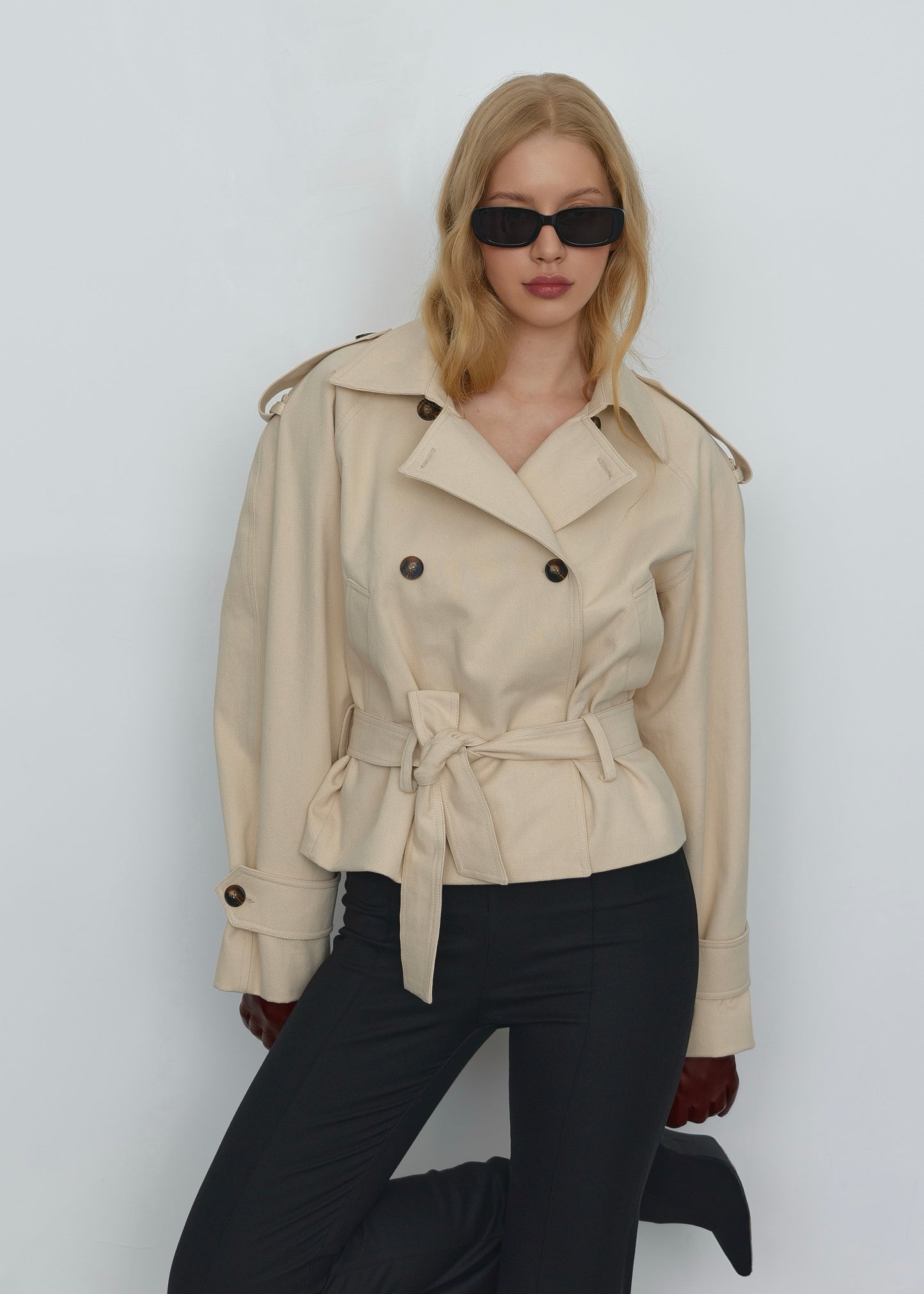 Тренч short ivory